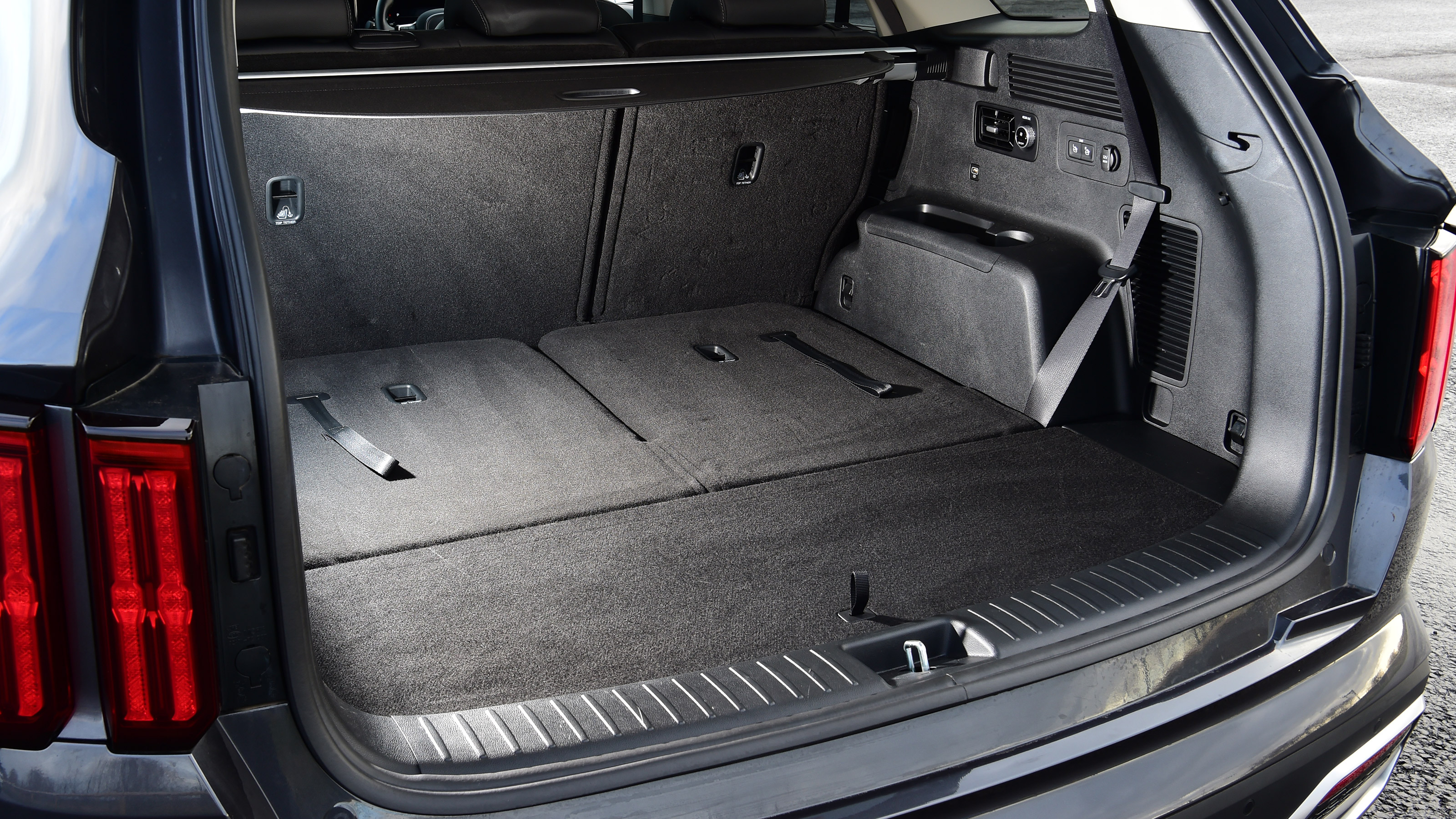 Volkswagen Tiguan Allspace - boot