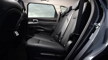 Volkswagen Tiguan Allspace - rear seats