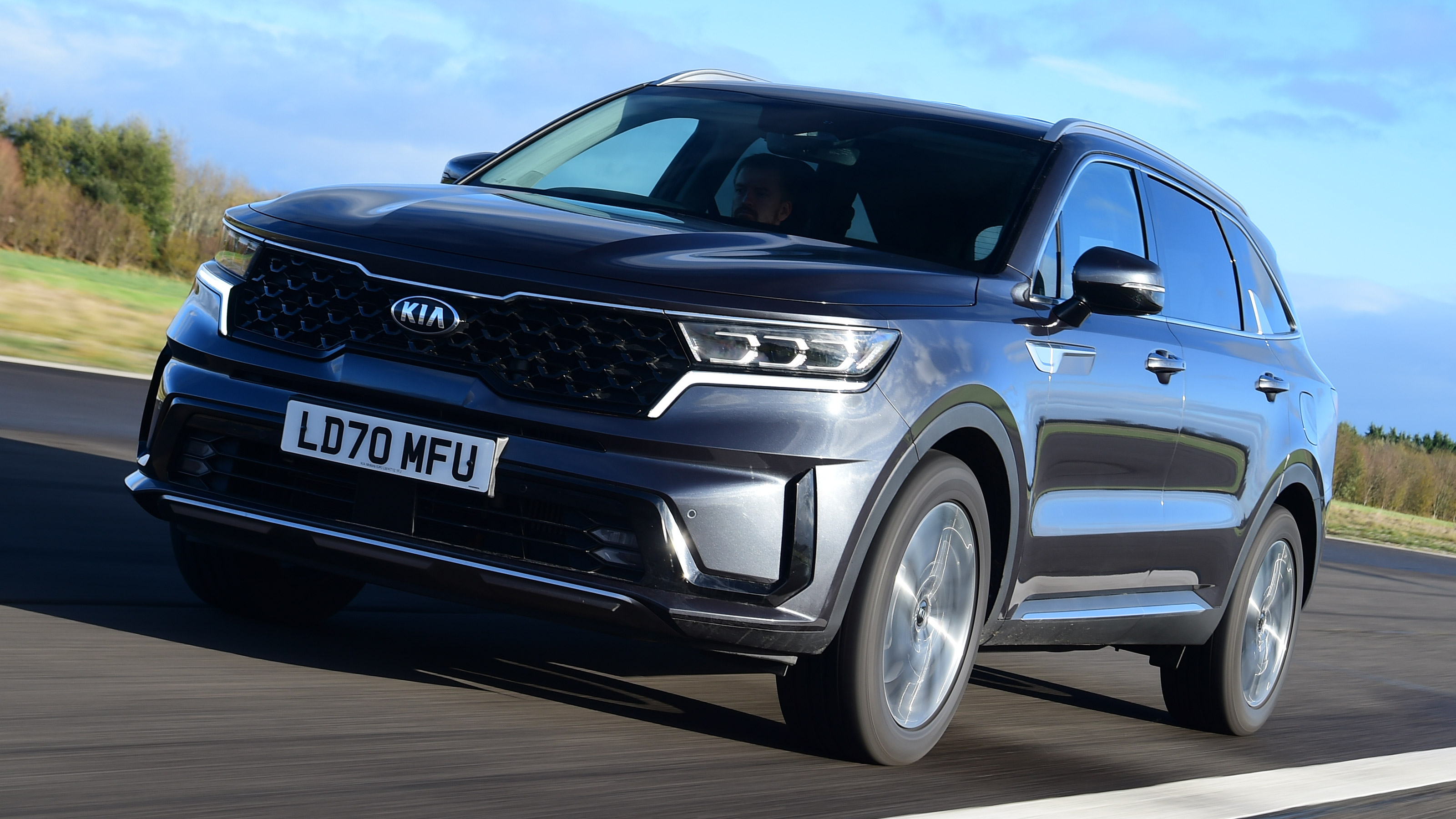 Kia Sorento - front