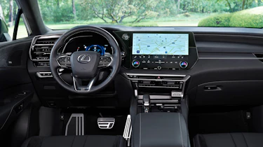 Lexus RX - dash