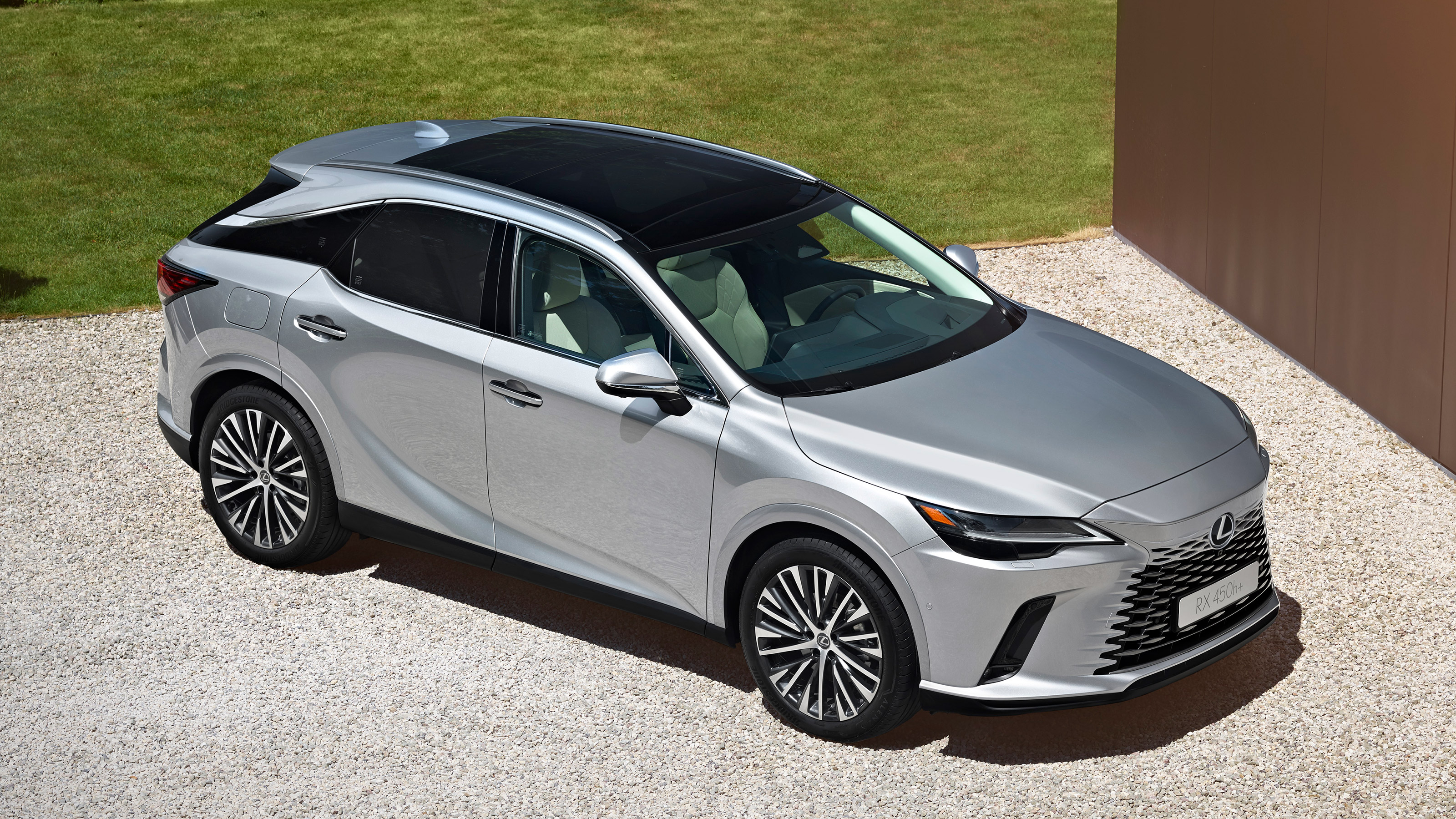 Lexus RX - above