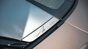 Lucid Air - badge