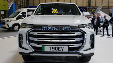 Maxus T90EV - showstand static truck - front