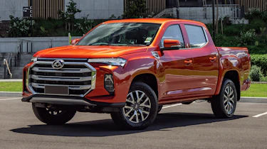 Maxus T90EV - orange truck static