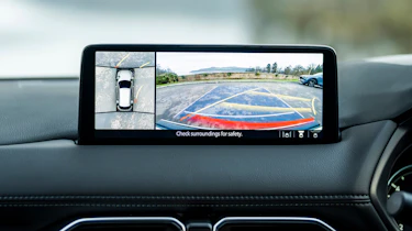 Mazda CX-5 2.5 GT Sport - infotainment screen