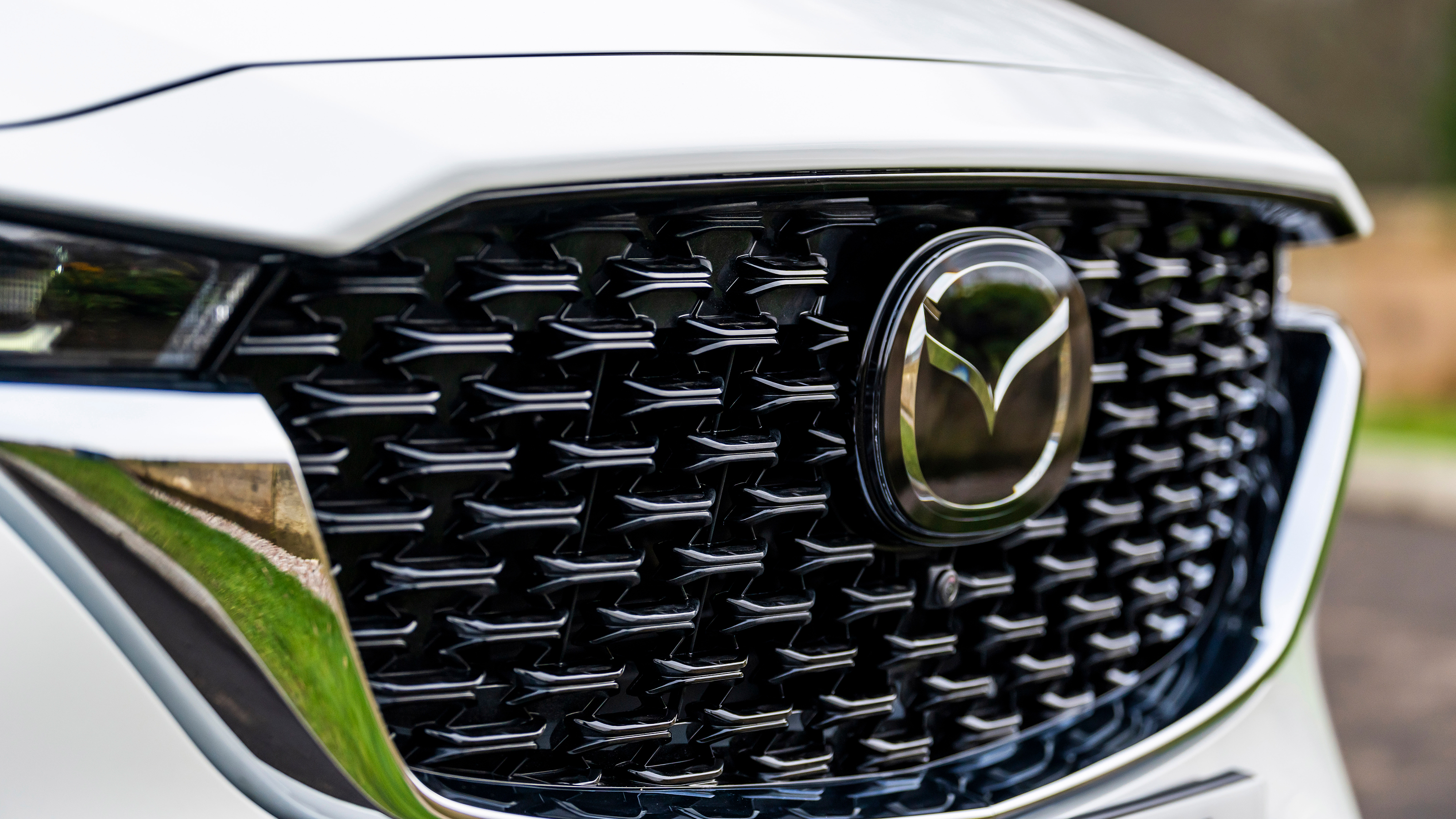 Mazda CX-5 2.5 GT Sport - grille