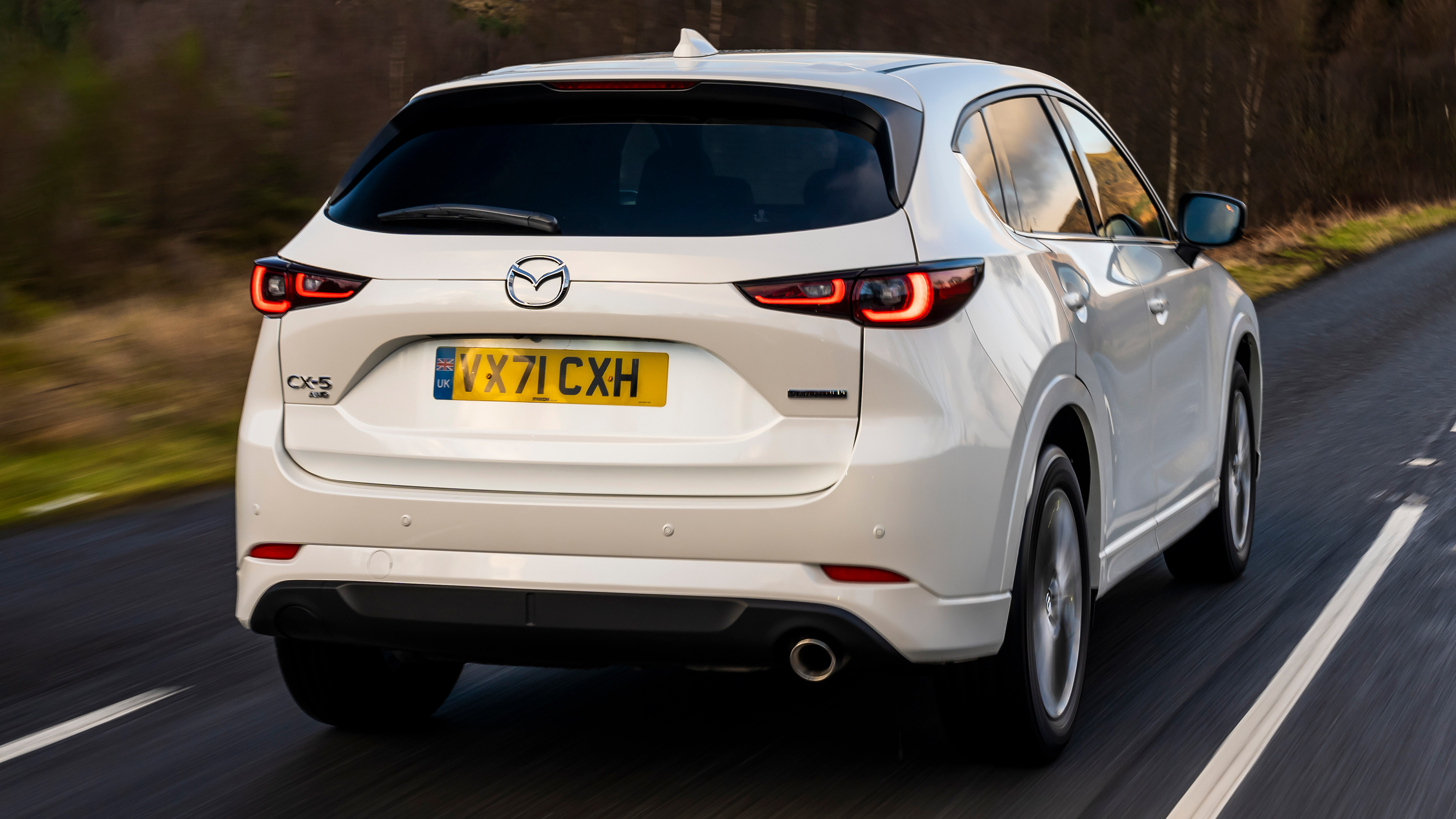 Mazda CX-5 2.5 GT Sport - rear tracking