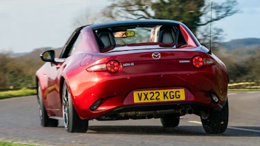 Mazda MX-5 RF - rear cornering