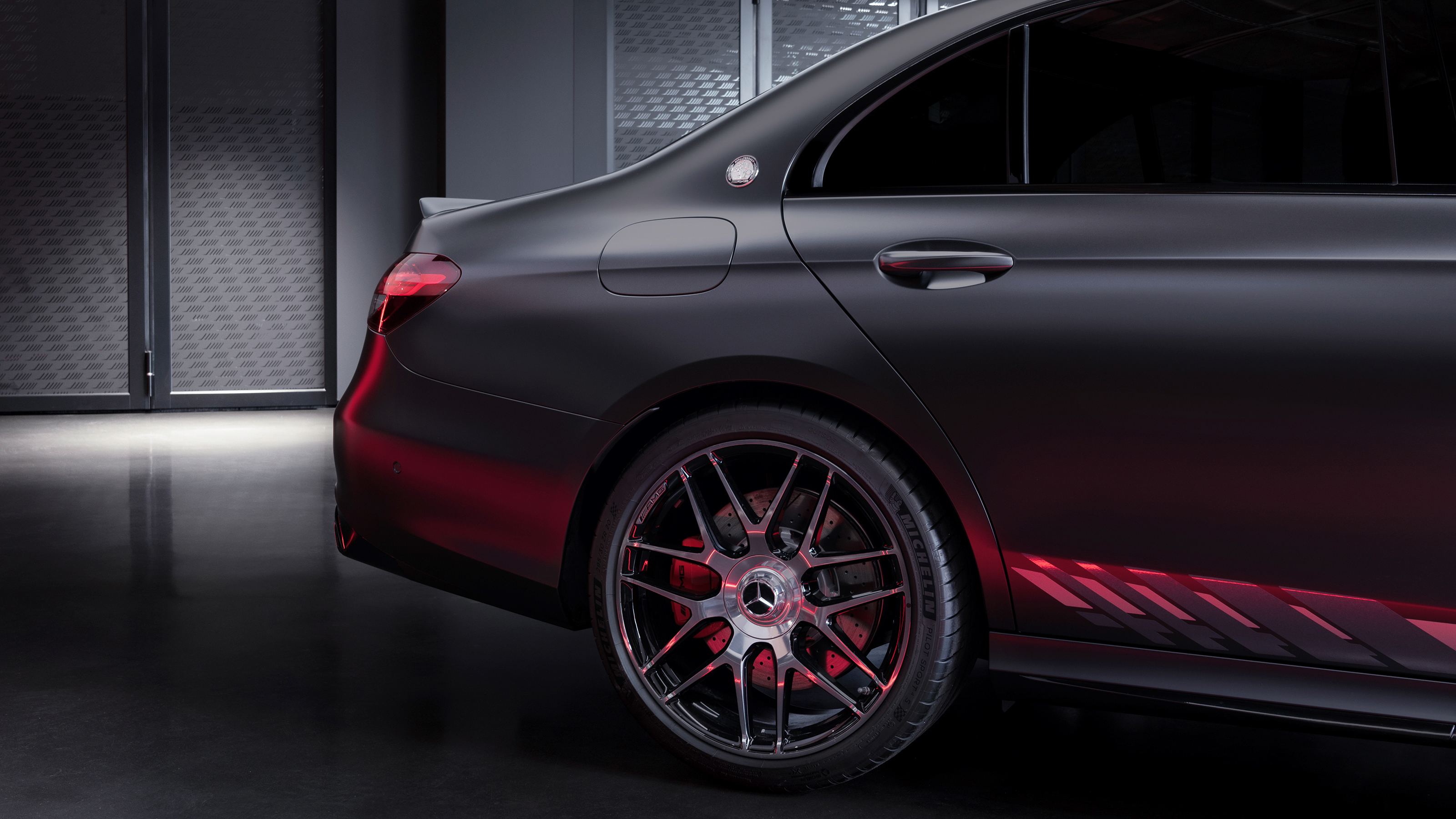 Mercedes-AMG E 63 S Final Edition - rear wheel