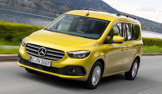Mercedes T-Class - front