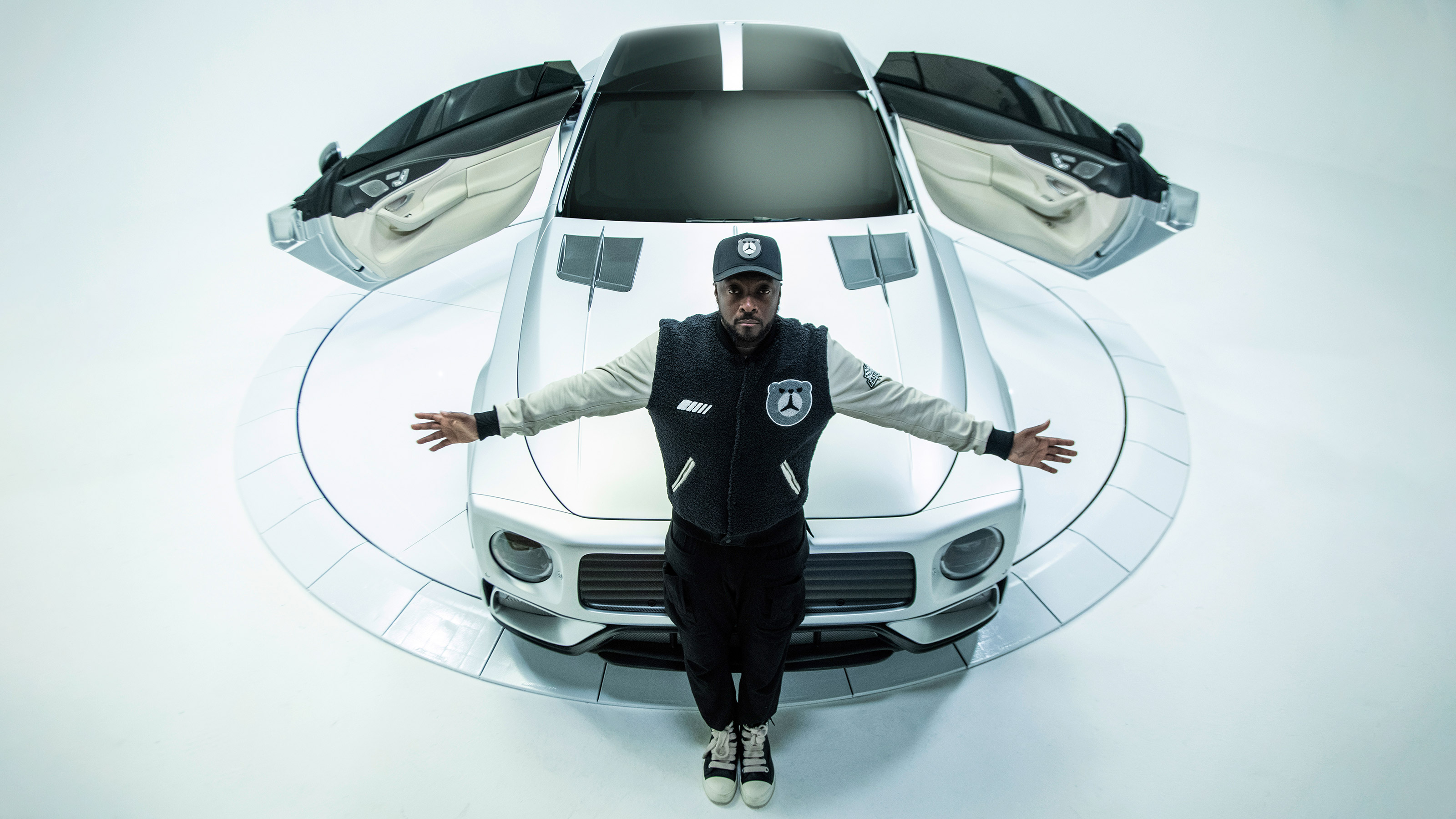 Mercedes-AMG The Flip - full front doors open