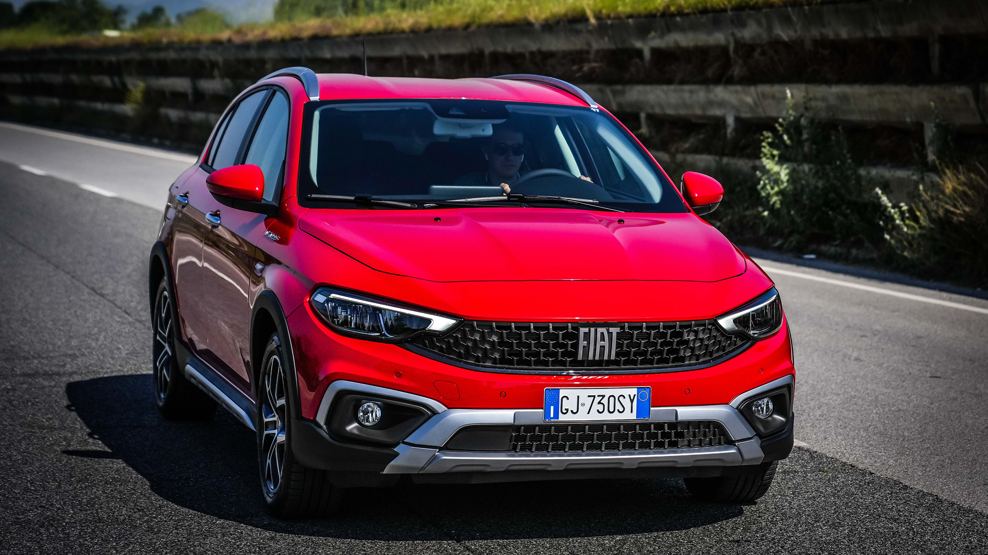 New Fiat Tipo Hybrid 2022 - tracking