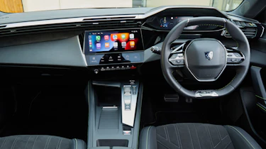 Peugeot 308 UK - dash