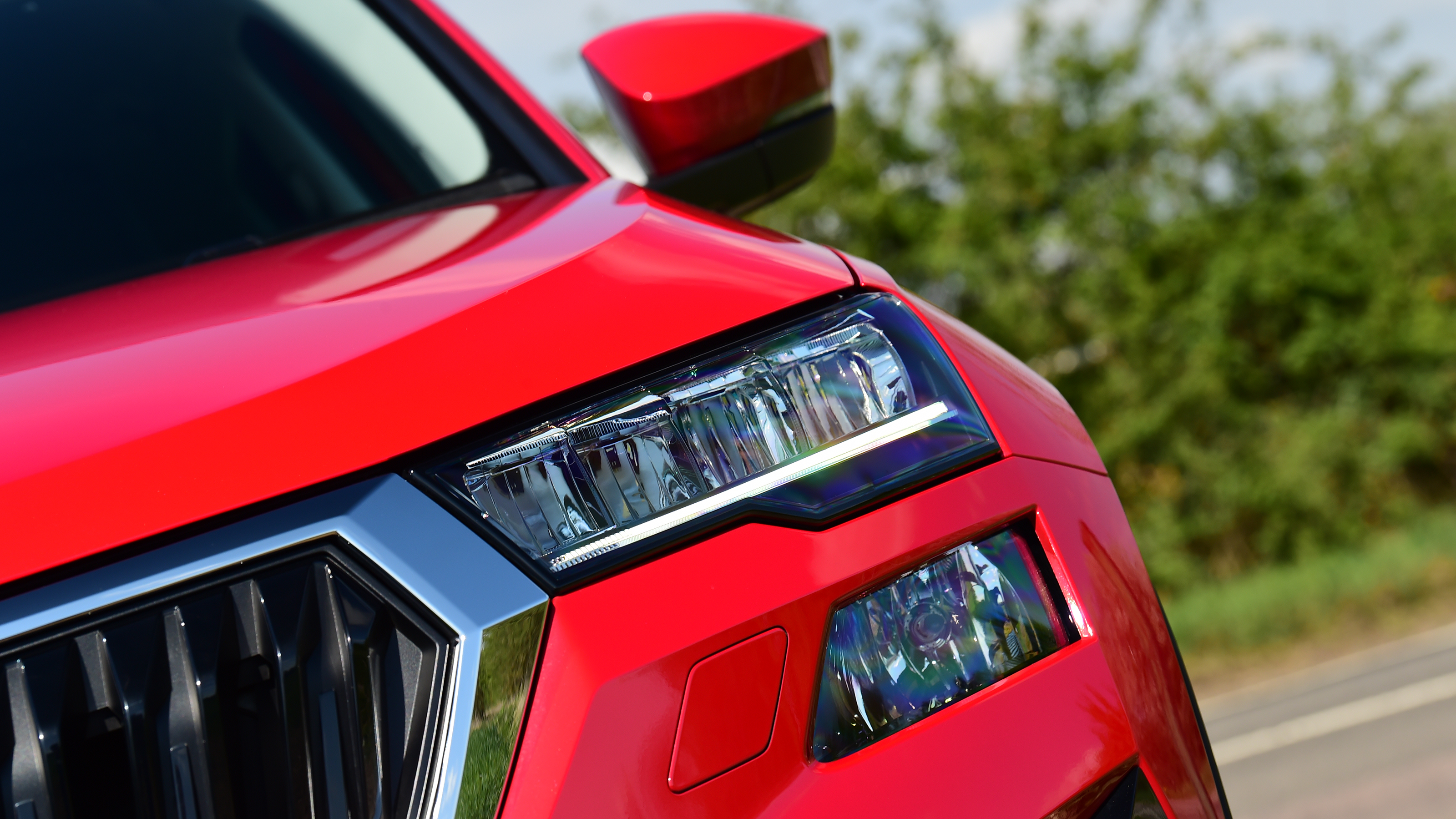 Skoda Karoq 1.5 TSI SE L 2022 - headlight