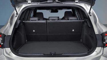Toyota Corolla facelift - boot