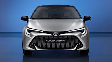 Toyota Corolla facelift - full front