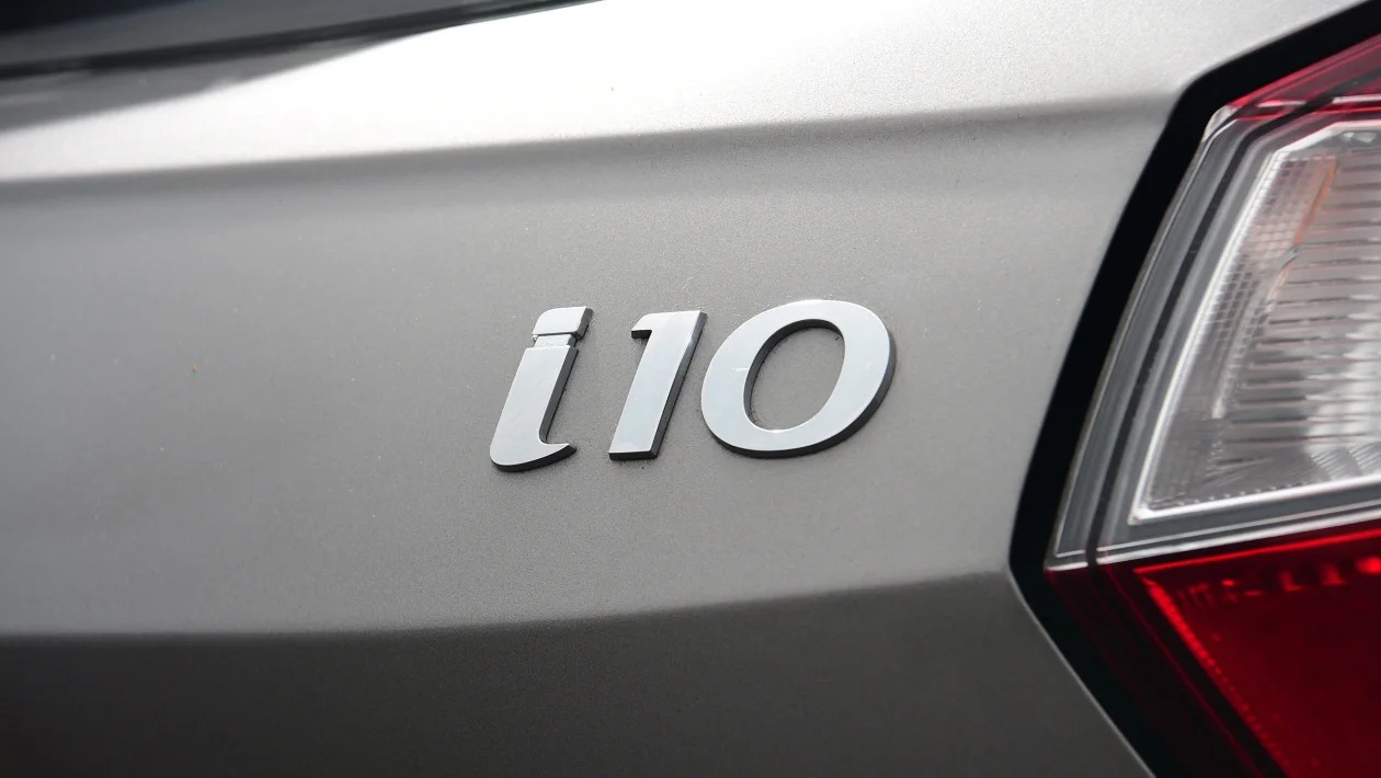 Used Hyundai i10 Mk3 - badge