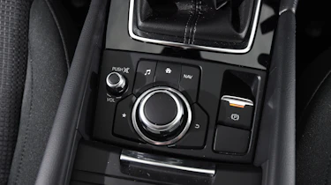 Used Mazda 3 Mk3 - centre console