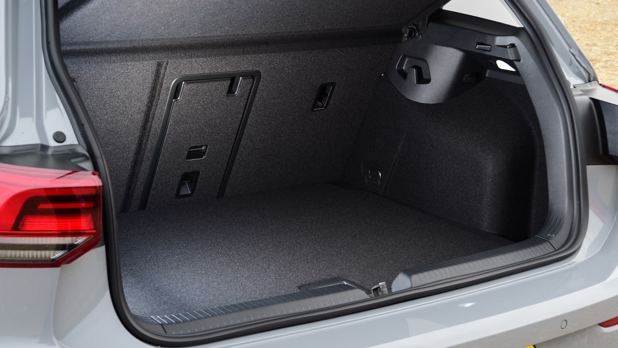Used Volkswagen Golf Mk8 - boot