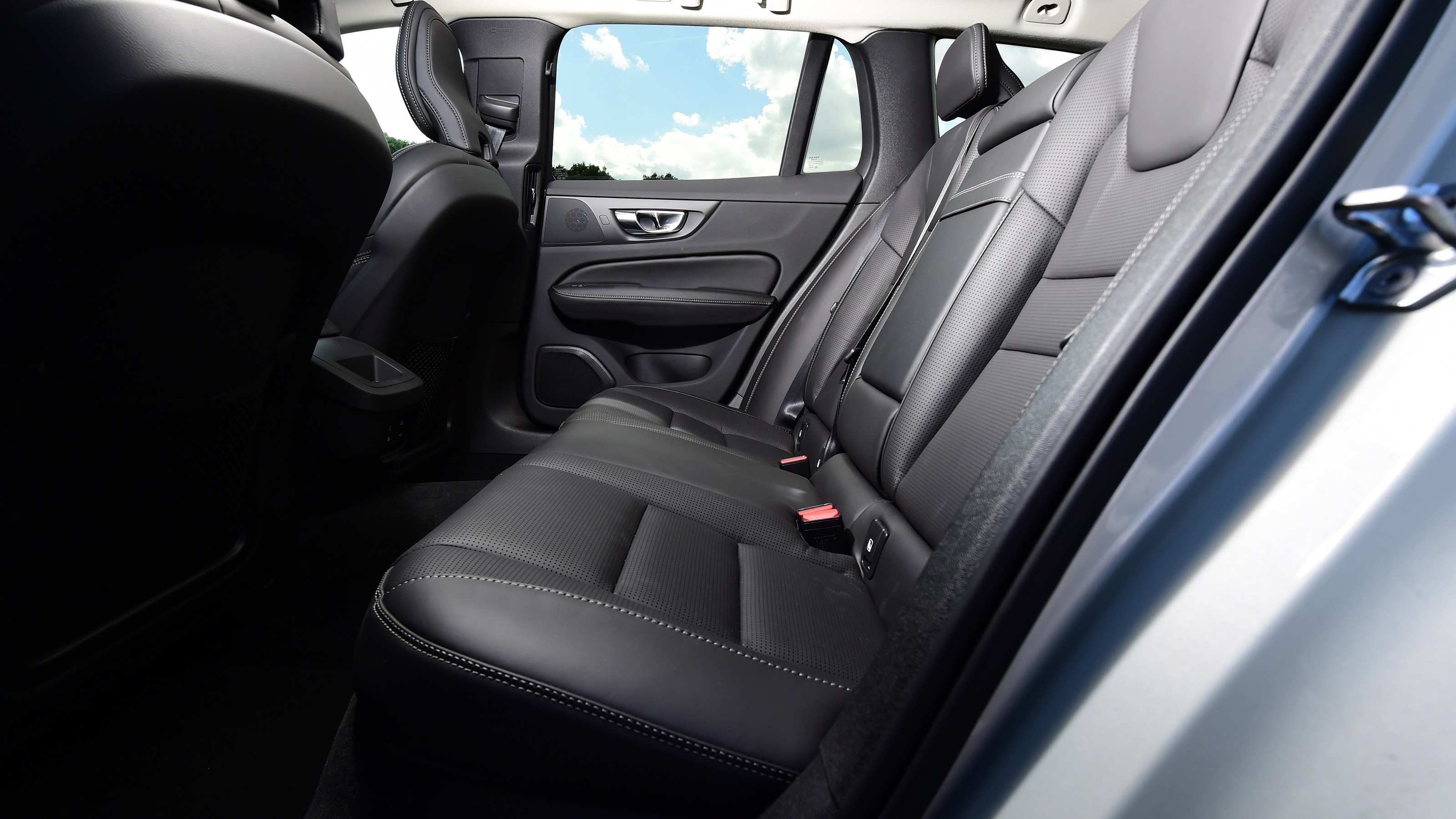 Used Volvo V60 - rear seats