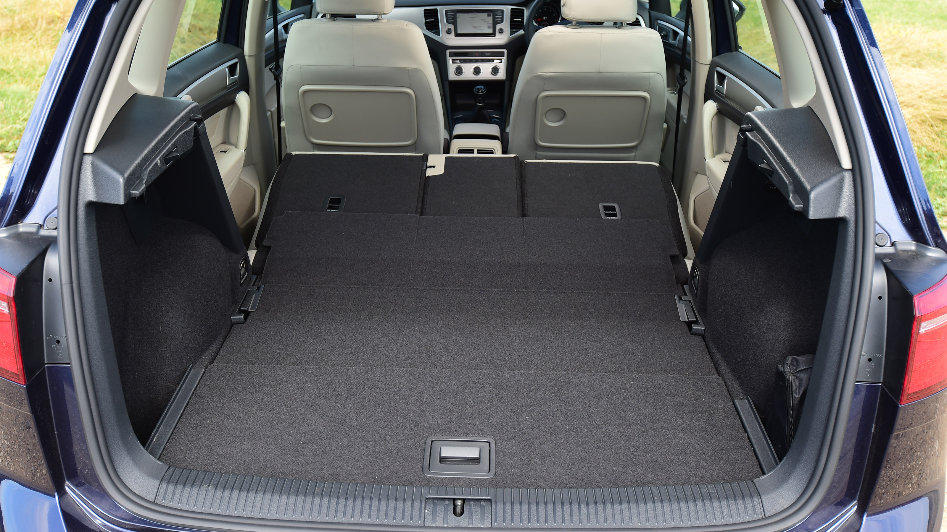 Used Volkswagen Golf SV - boot seats down