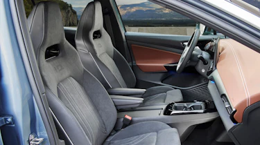 Volkswagen ID.5 - front seats