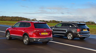 Volkswagen Tiguan Allspace vs Kia Sorento - rear