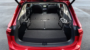 Volkswagen Tiguan Allspace - boot seats down