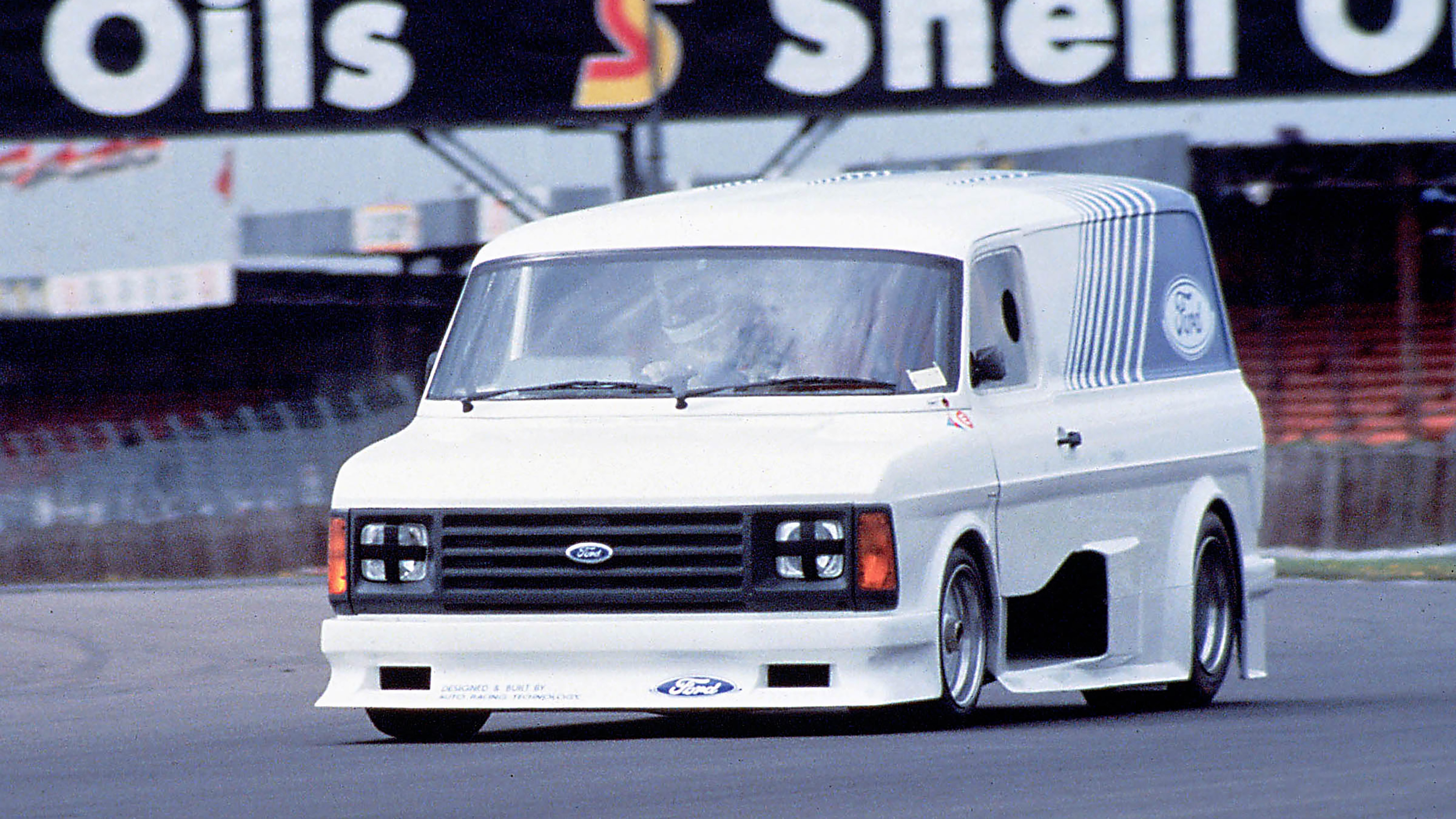 Ford Supervan 2