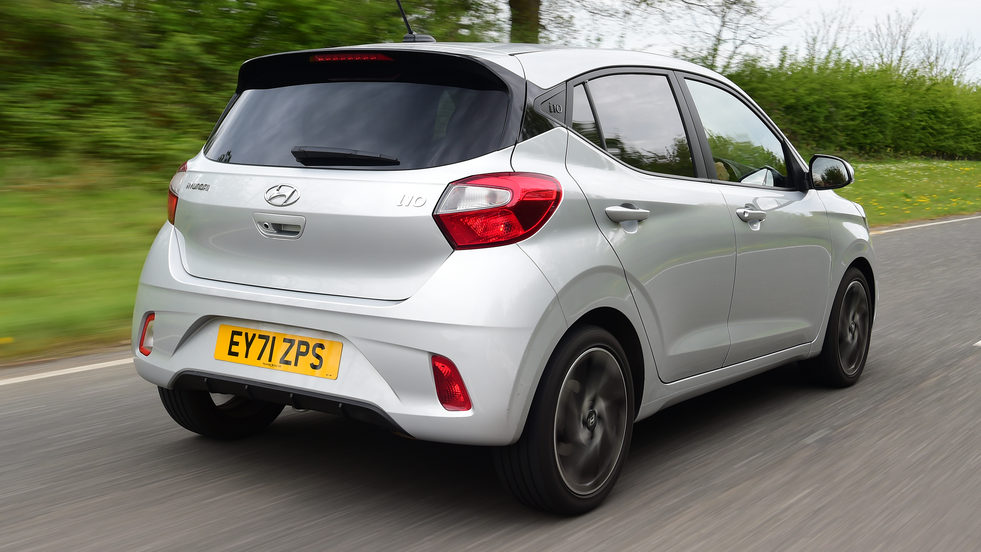 Toyota Aygo X vs Hyundai i10 vs Fiat 500 group test - Hyundai i10 rear tracking