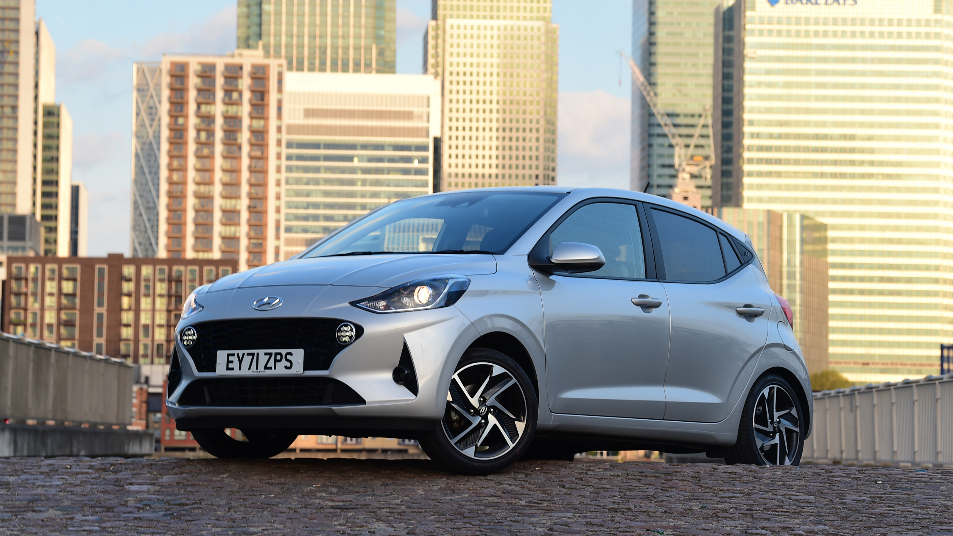 Toyota Aygo X vs Hyundai i10 vs Fiat 500 group test - Hyundai i10 front static