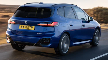 BMW 223i Active Tourer - rear tracking