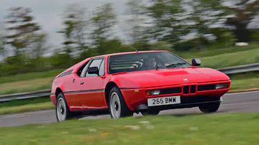 BMW M1 corner