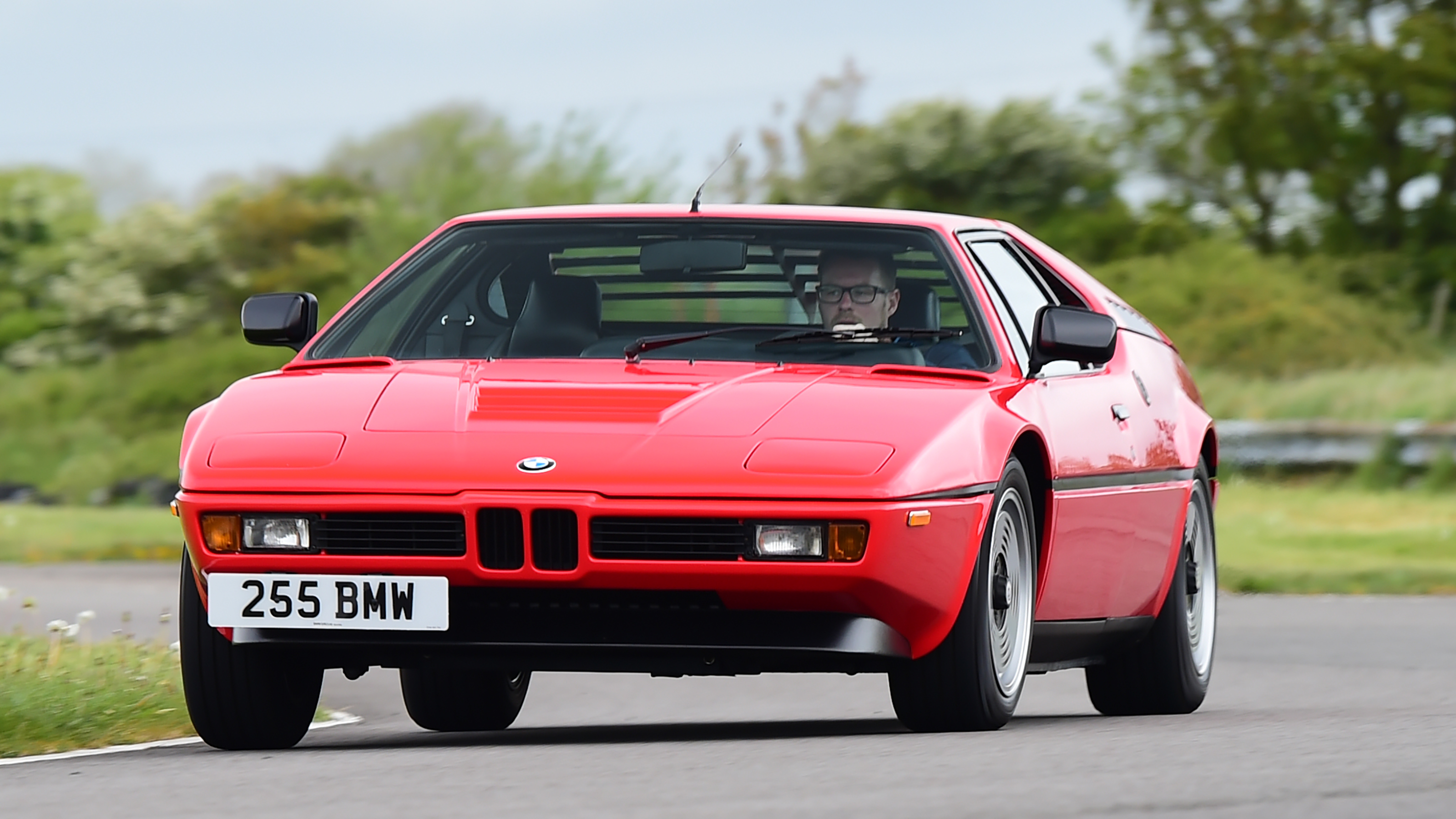 BMW M1 front