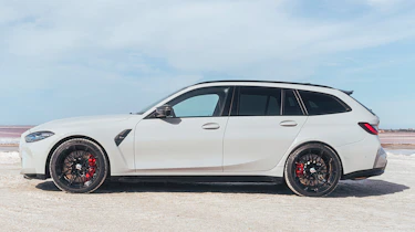 BMW M3 Touring - side static