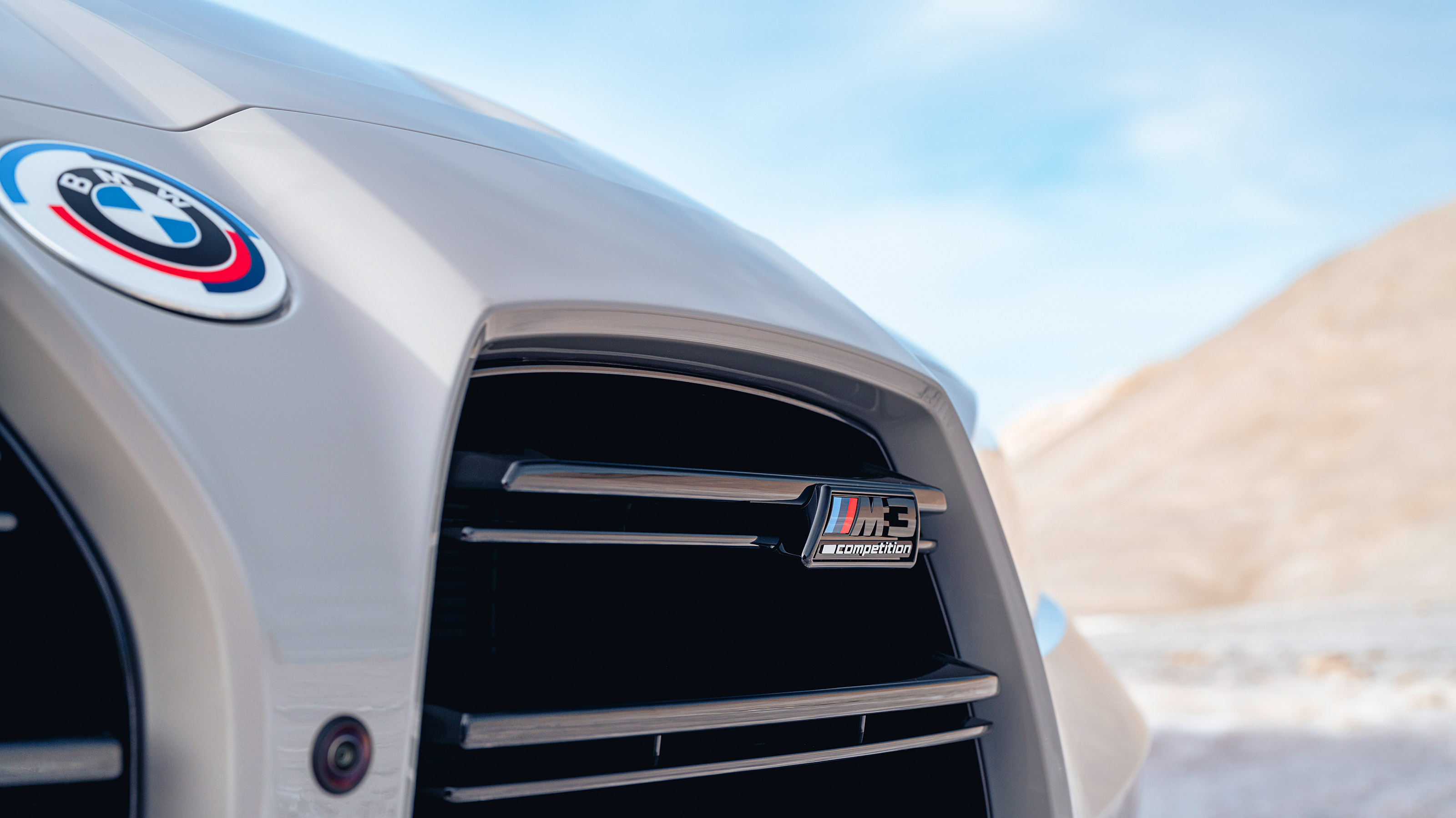 BMW M3 Touring - grille detail