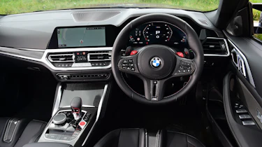 BMW M4 Convertible - dash