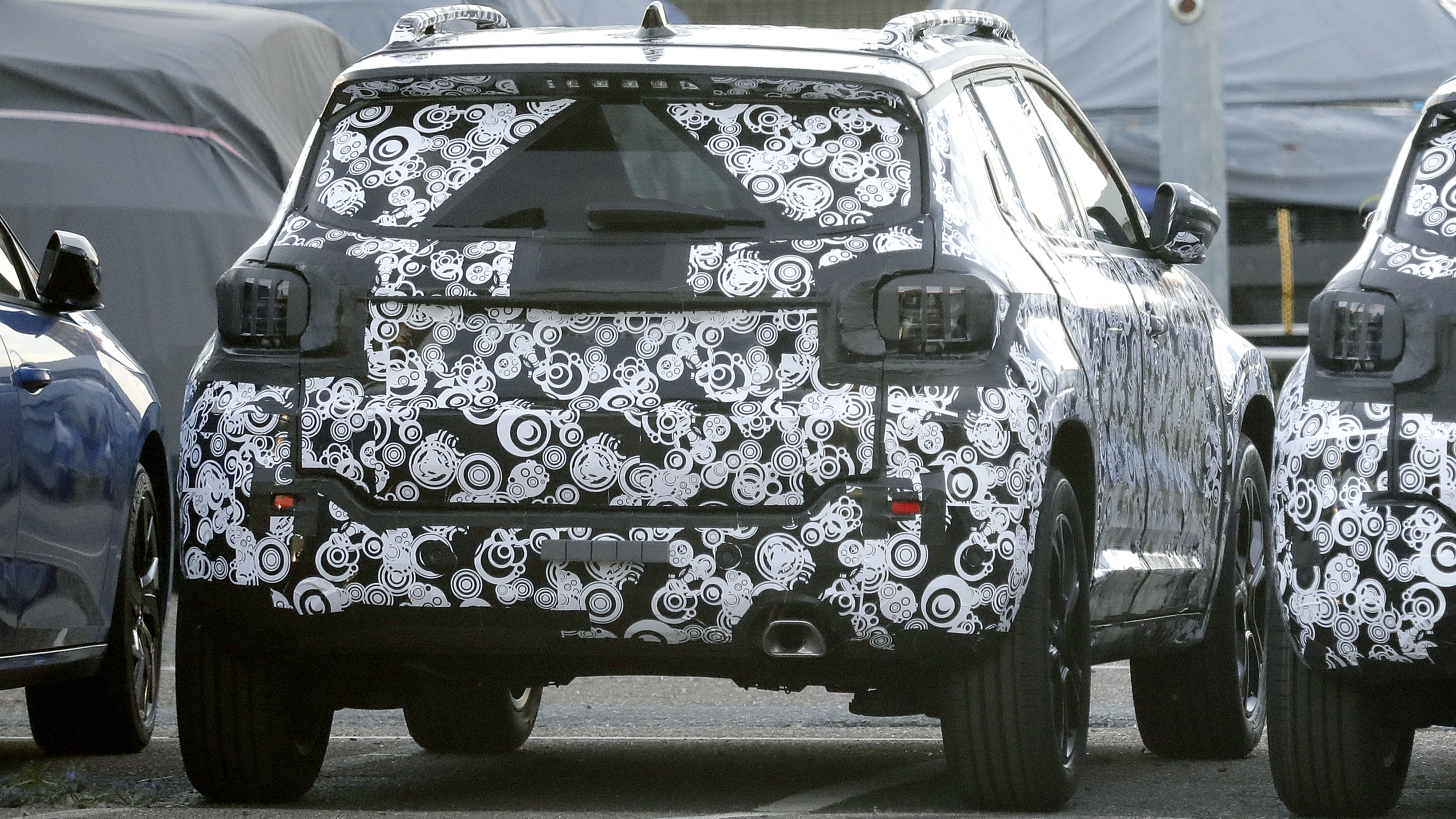 Baby Jeep spy shots 2022