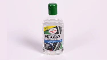 Best car plastic and trim restorers - Turtle Wax Wet ‘n’ Black Trim & Tyre Gel