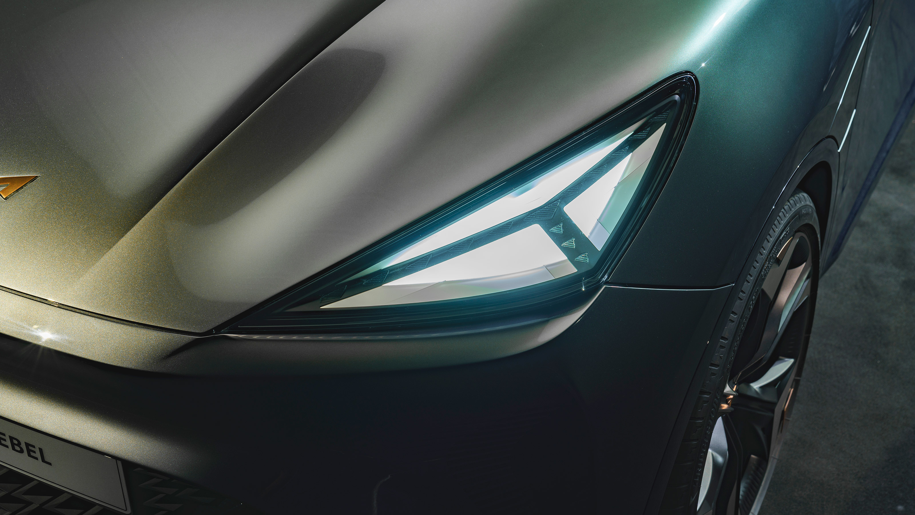 Cupra UrbanRebel - front light