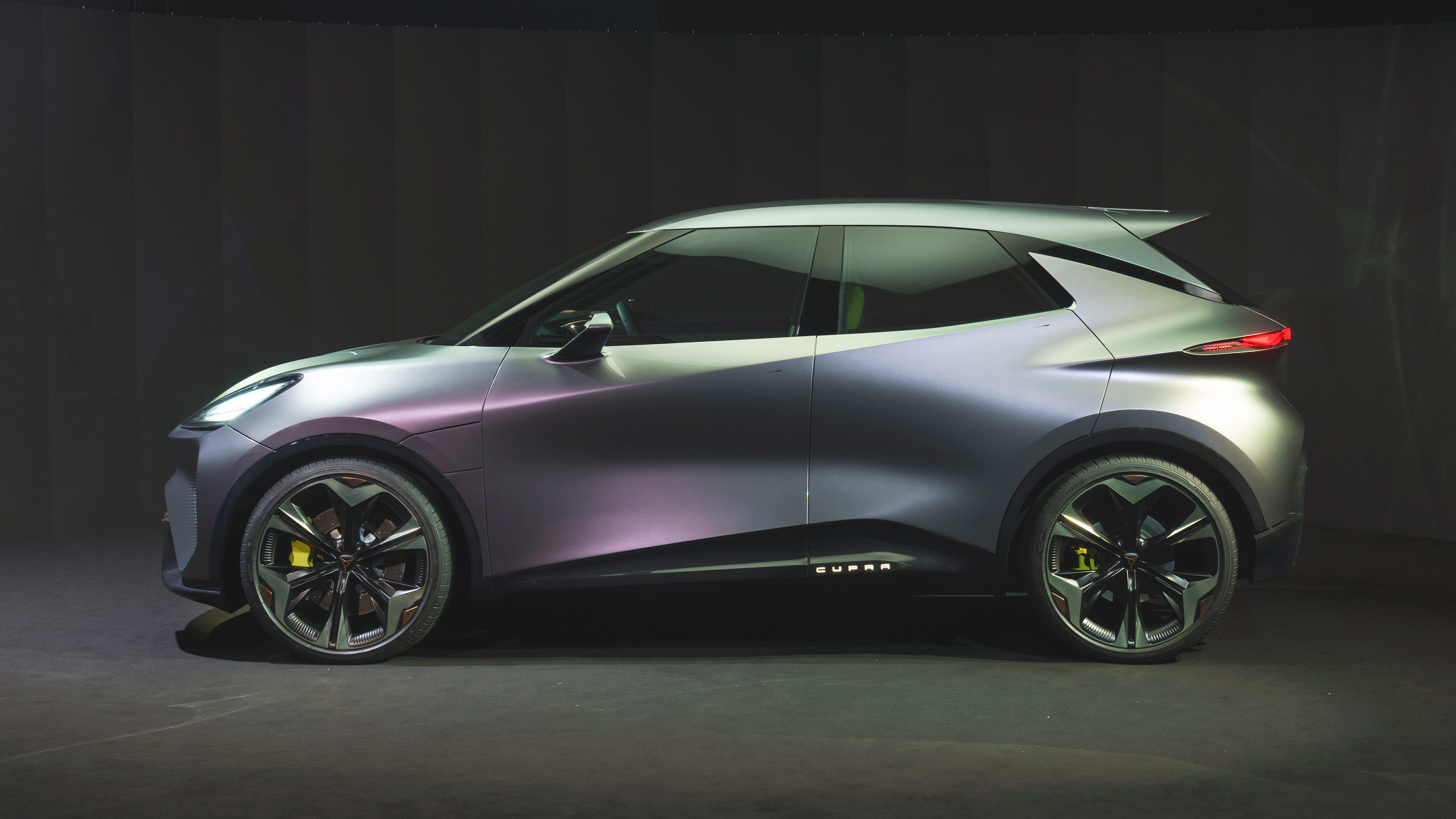 Cupra UrbanRebel - side