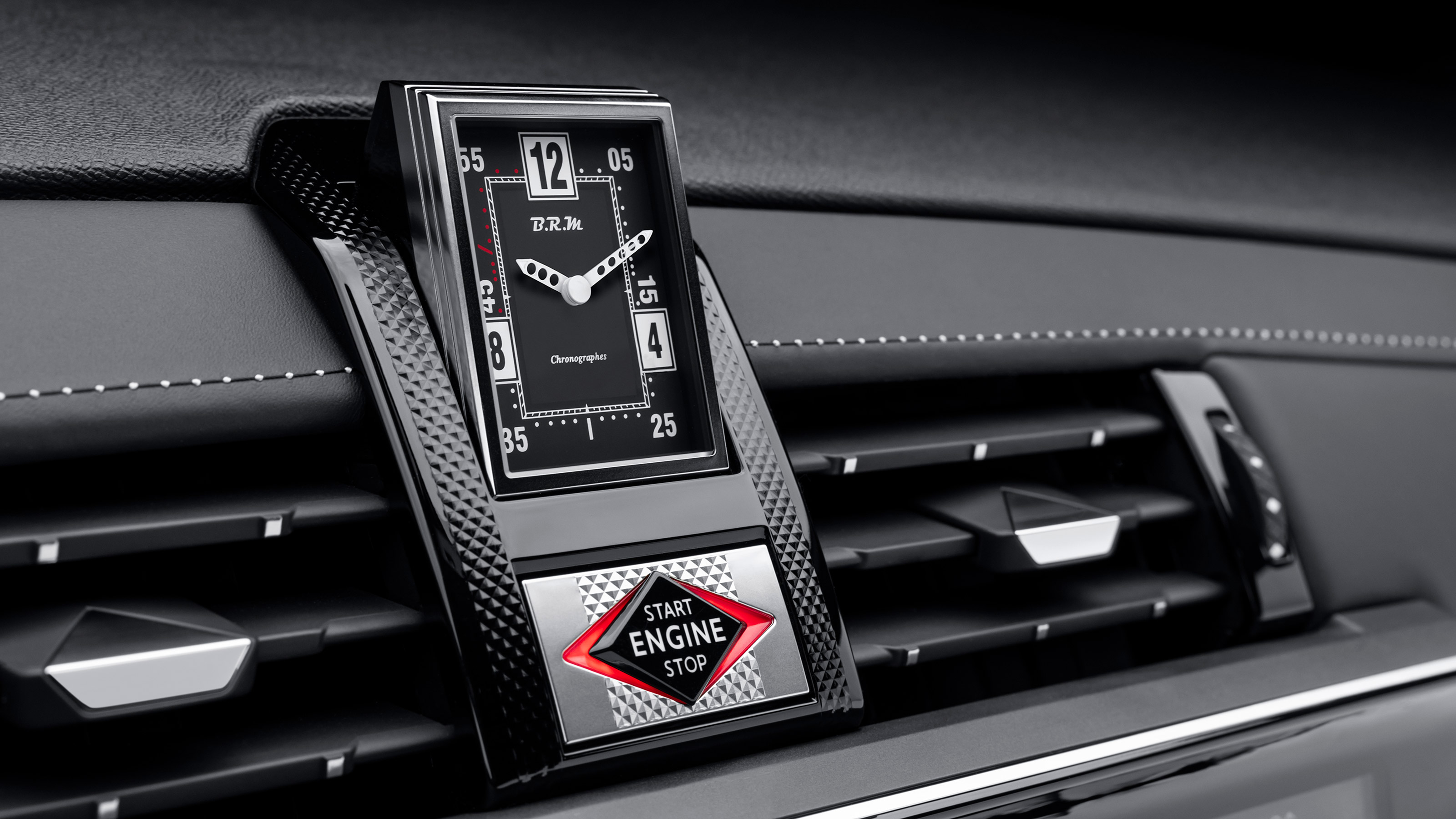DS 7 Crossback - clock