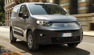 Fiat E-Doblo - front tracking