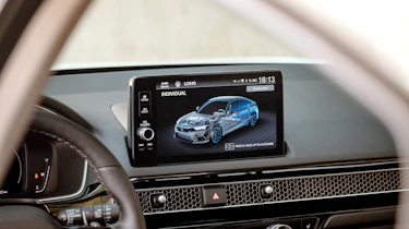 Honda Civic - infotainment