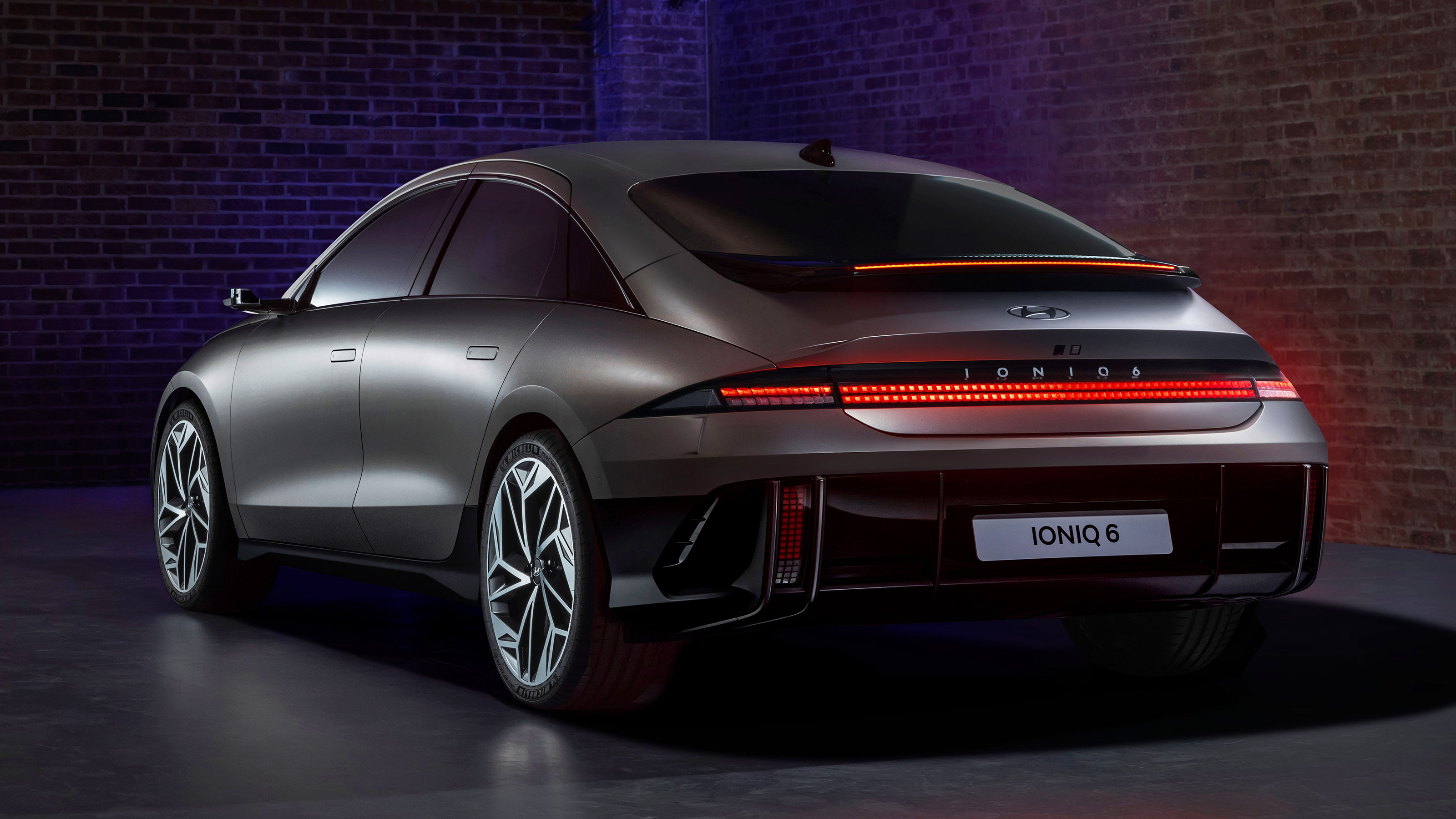 Hyundai Ioniq 6 - rear