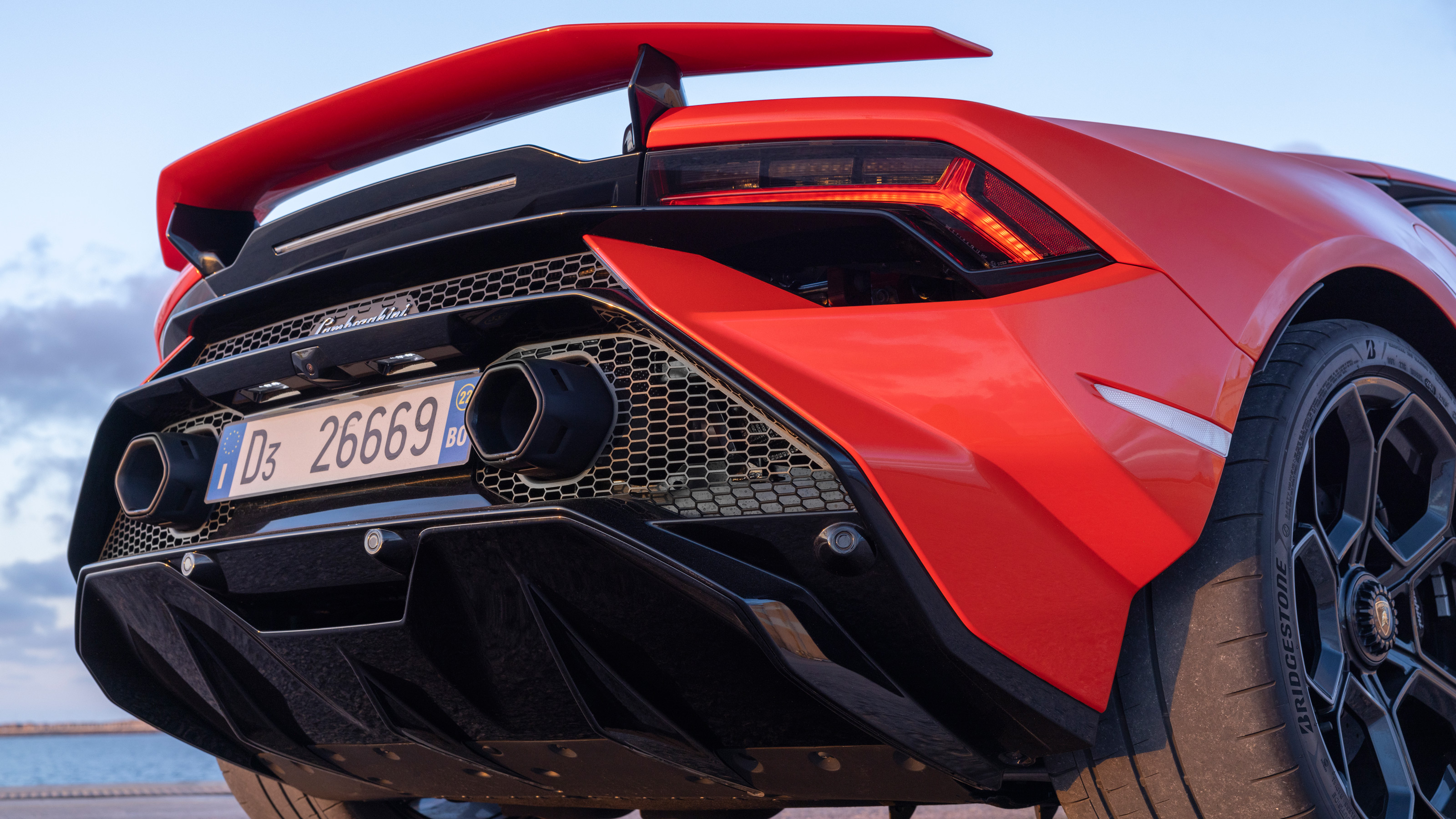 Lamborghini Huracan Tecnica 