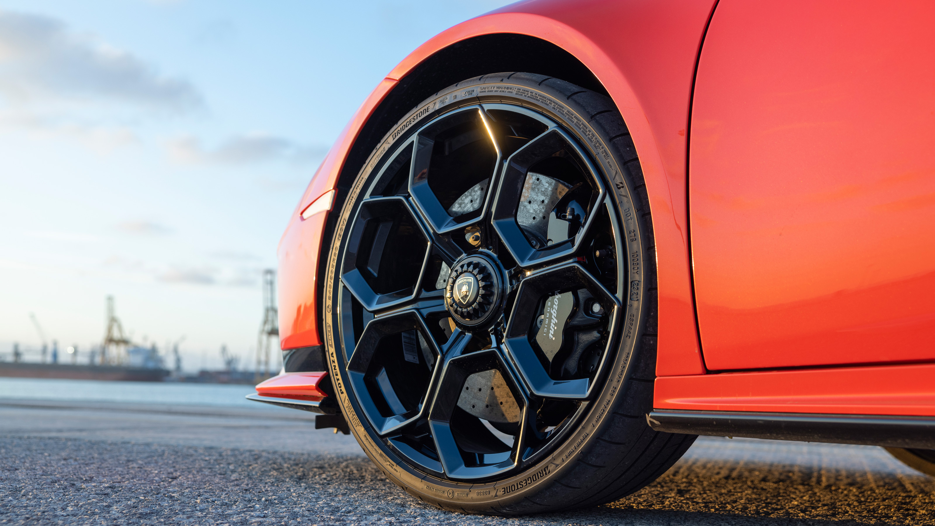 Lamborghini Huracan Tecnica 