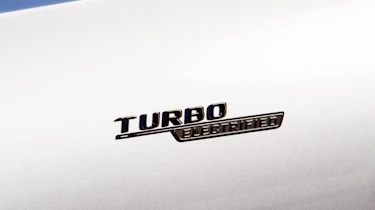 Mercedes-AMG C 43 - Turbo badge