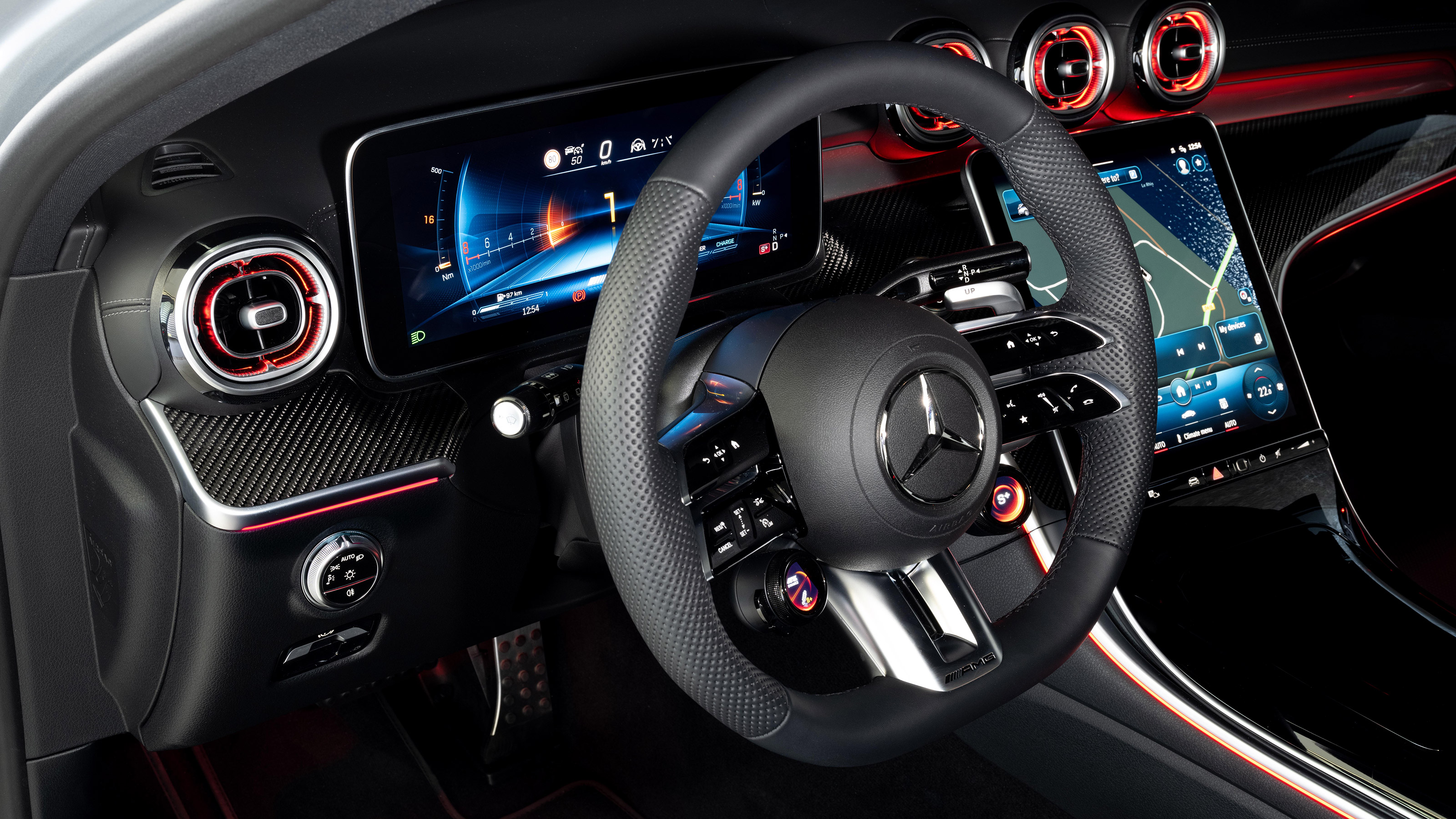 Mercedes-AMG C 43 - cabin