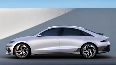 Hyundai Ioniq 6 - side static